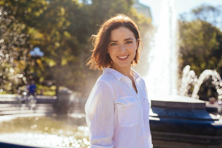 tHIS WOMAN IS CURIOUS HOW AN ULTRASOUND WORKS