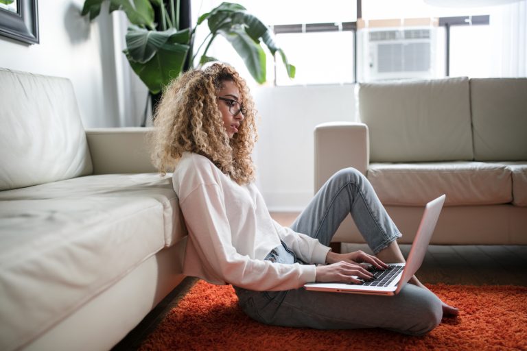 What Are the Risks of Ordering the Abortion Pill Online?